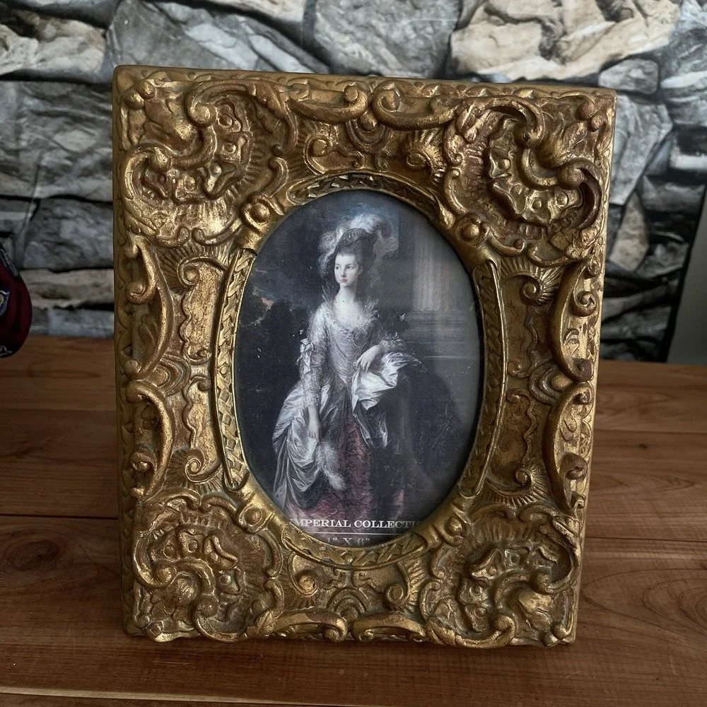 VTG Heavy Gold Ornate Baroque Rococo Picture Frame 4x6 Hollywood Regency